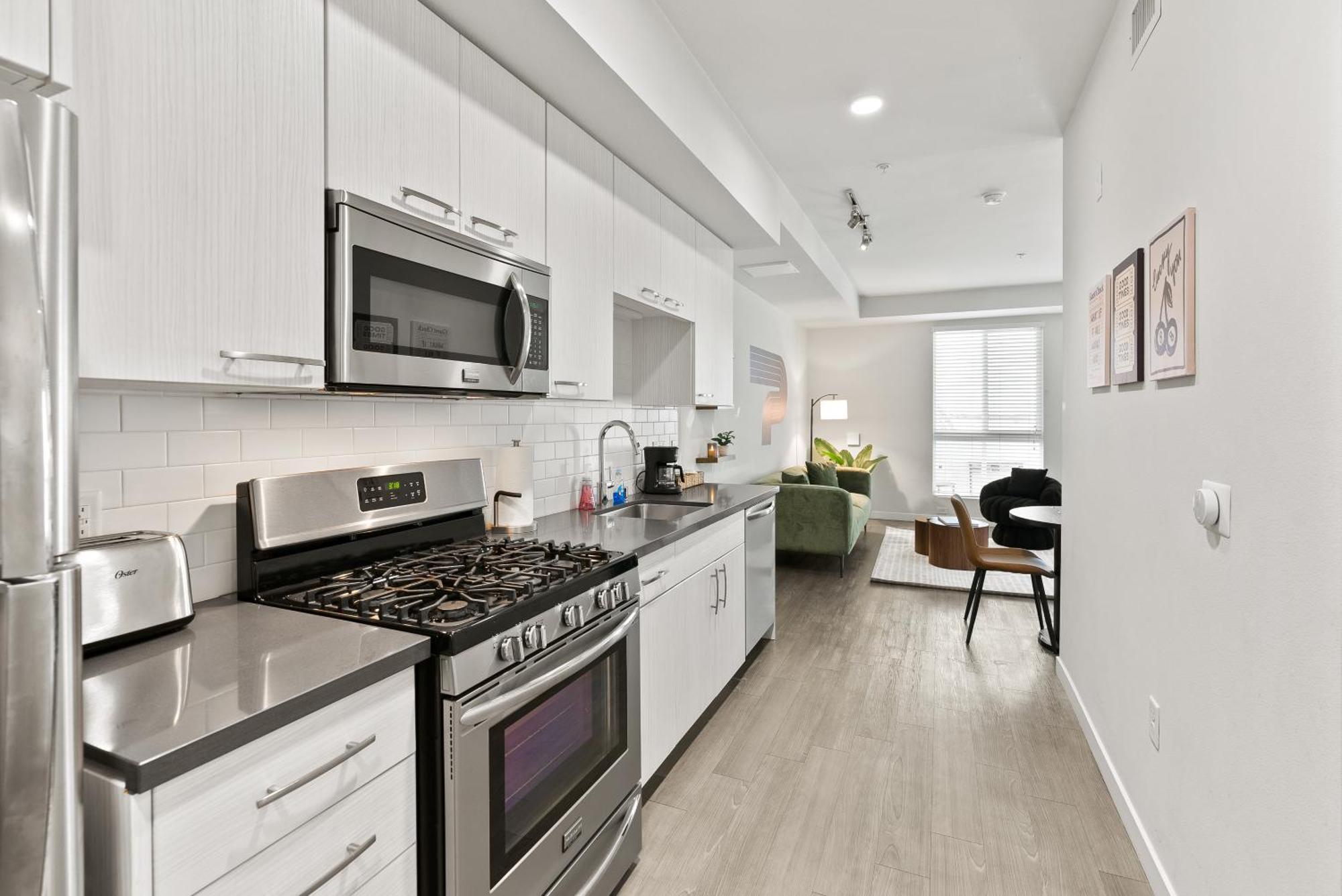 Spacious And Bright West Hollywood Pool & Gym Appartamento